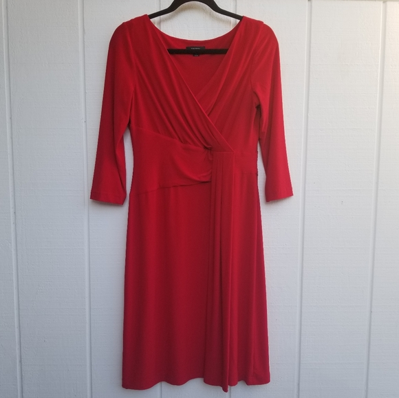 Tahari Dresses & Skirts - TAHARI Arthur S. Levine Dress